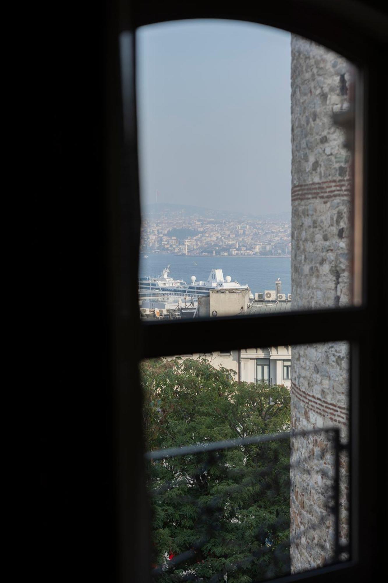 Hotel Anemon Koleksiyon Galata 3*