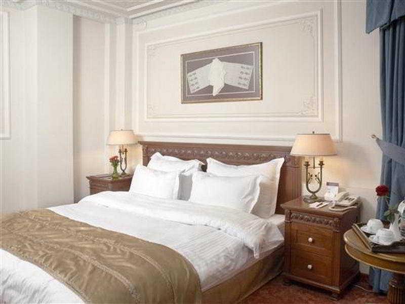 Anemon Koleksiyon Galata Hotel 3*